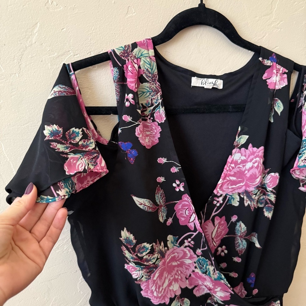 City Chic Blush Floral Faux Wrap Dress Cold Shoulder Flutter Sleeve Midi Dress - Picture 6 of 7